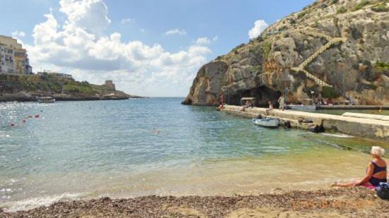 Getaway Suites Apartment Xlendi Extérieur photo