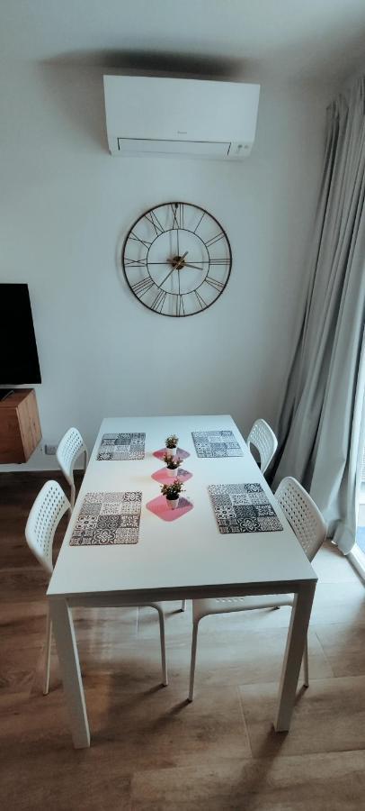Getaway Suites Apartment Xlendi Extérieur photo